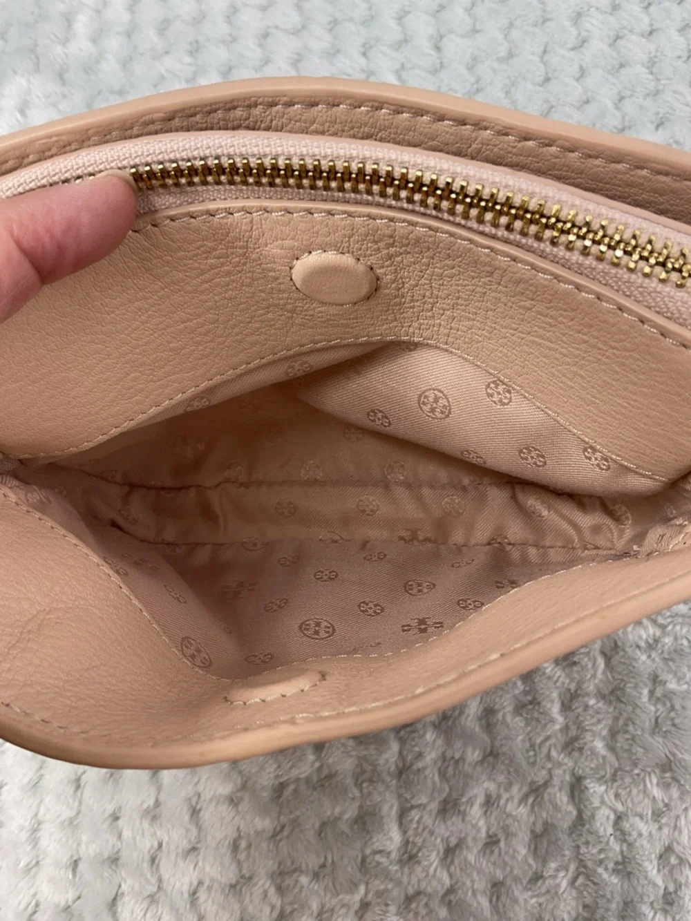 Tory Burch Cream Ivy Micro Leather Crossbody